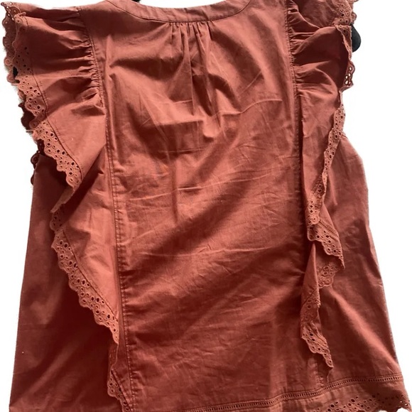 Cute Terracotta Amaryllis Shirt - Picture 3 of 3